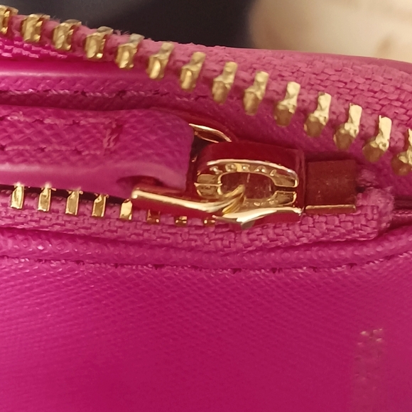 FINAL PRICE DROP - Tory Burch Emerson mini continental purse wallet in Hot Pink - Picture 9 of 9